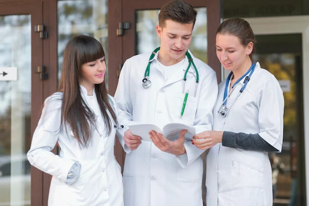 image 2 o primeiro passo que todo médico recém-formado deve realizar é o registro no Conselho Regional de Medicina (CRM) do seu estado. Sem esse registro